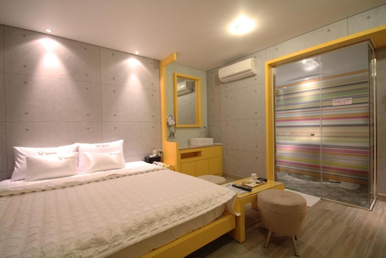 W Motel Seomyeon Busan Room photo